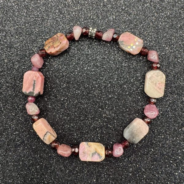Rodonit, Pink turmalin