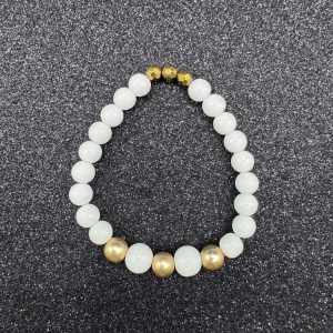 Beli oniks, Zlati hematit