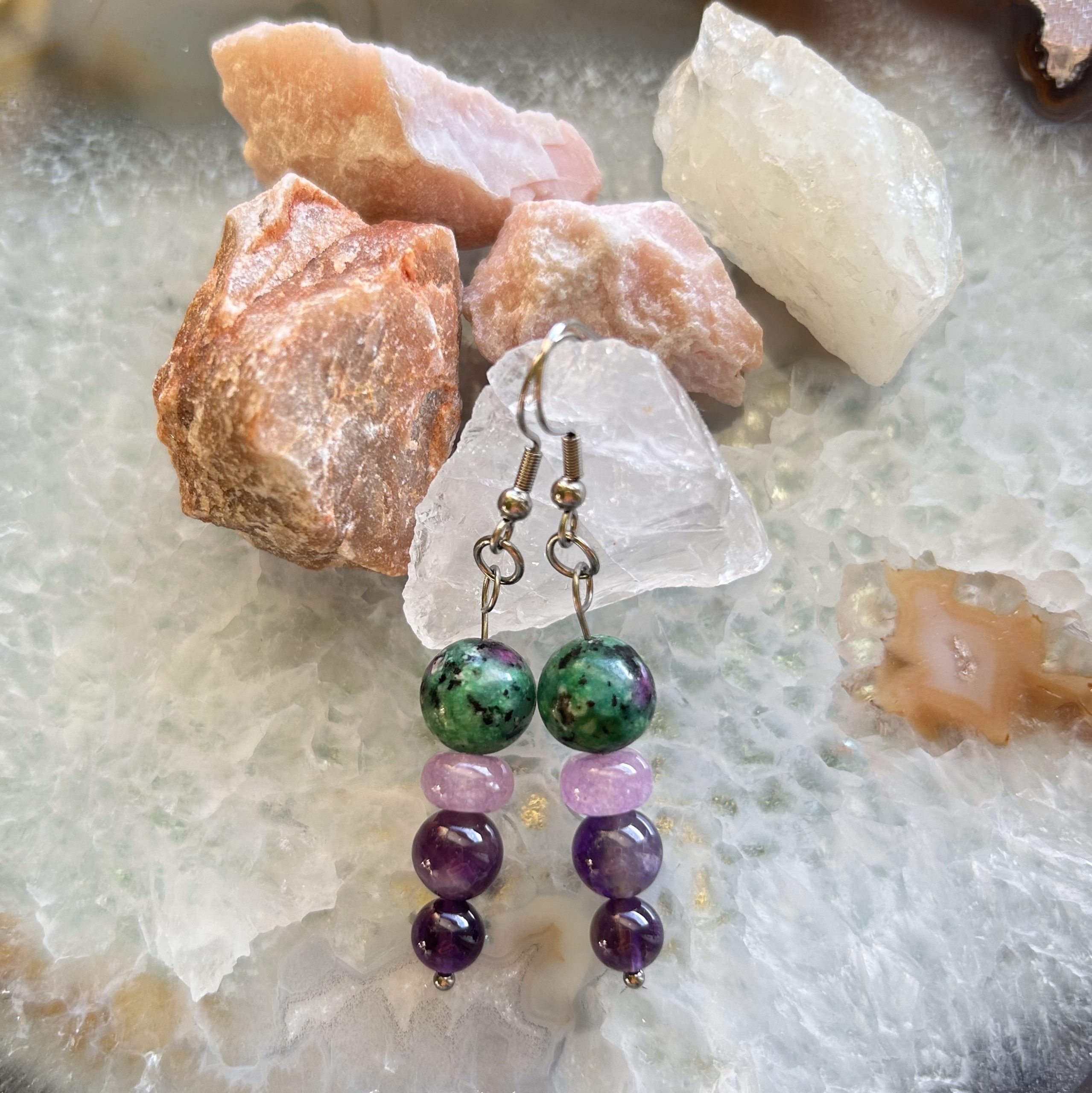 Uhani Ametist in Ruby Zoist