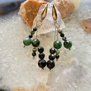 Uhani Zeleni aventurin in Oniks