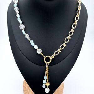 Verižica Akvamarin, Razpokana kamena strela